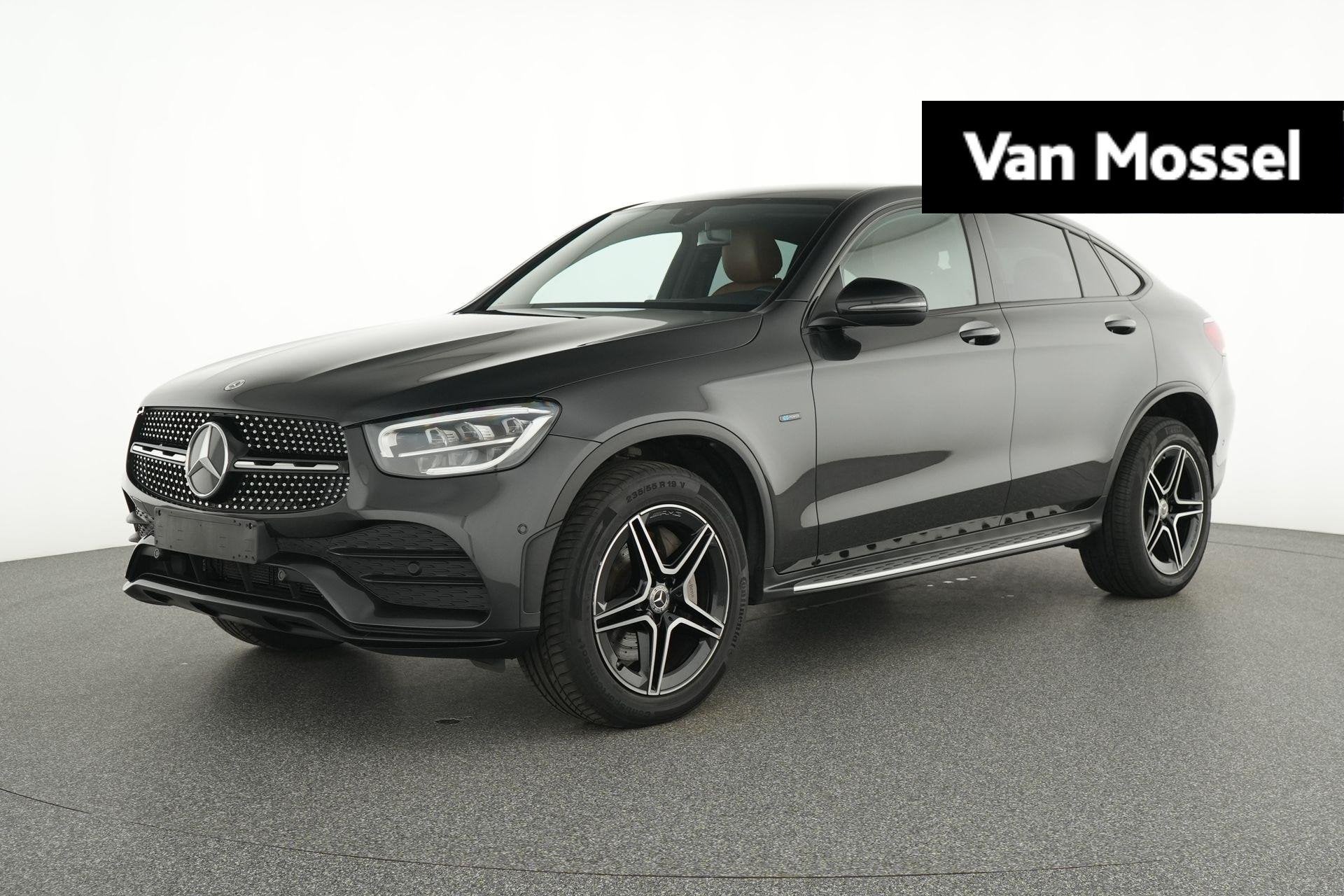 Mercedes-Benz GLC 300de Coupé AMG Line + LEDER + CARPLAY +, Auto's, Automaat, Dealer onderhouden, 14 kWh, Euro 6