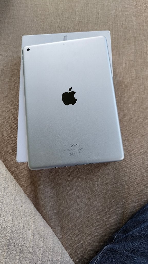iPad 7e generatie (32 GB) * Kleur: Zilver (wit), Computers en Software, Apple iPads, 10 inch, 32 GB, Apple iPad, Wit