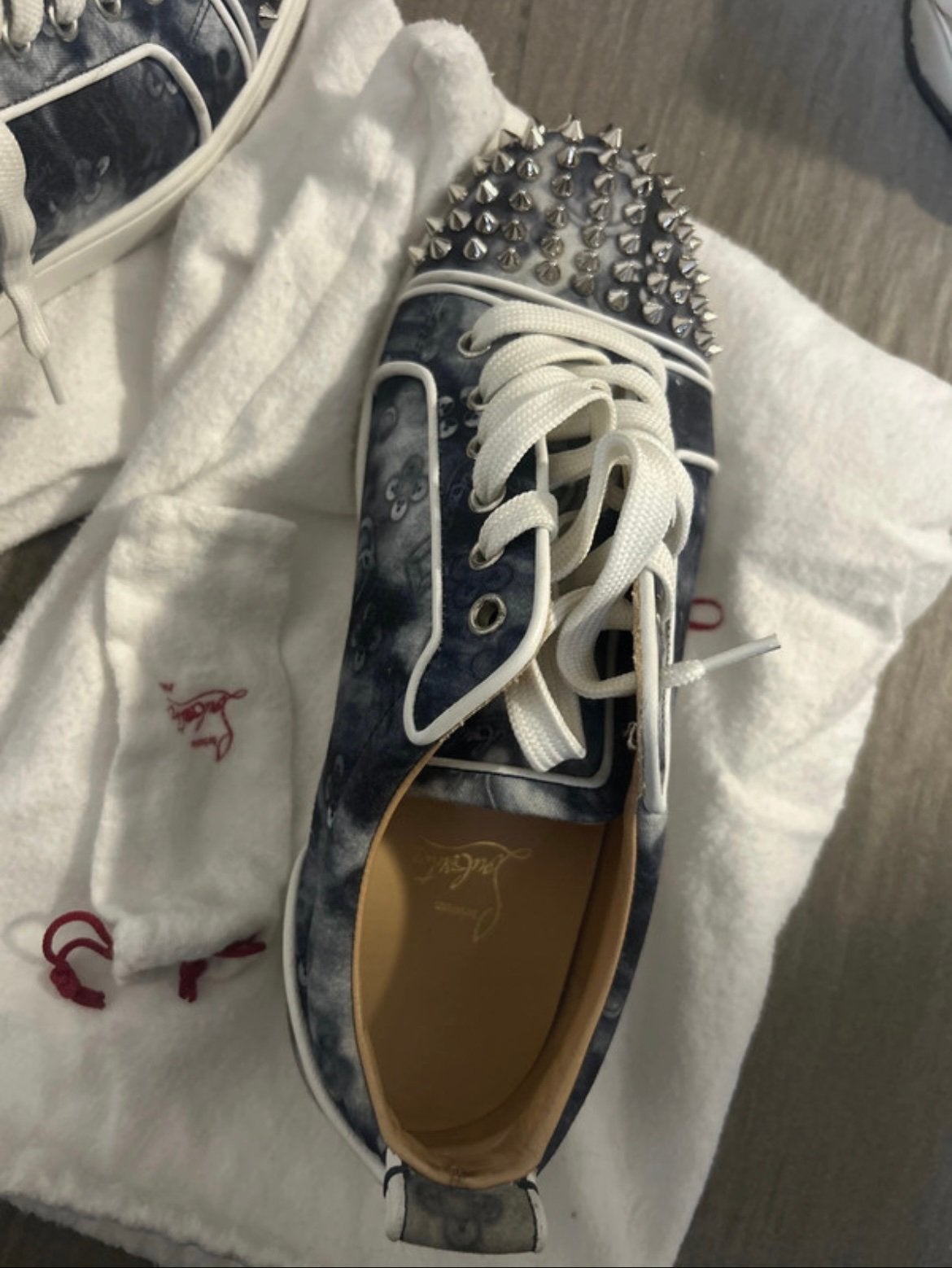 Sneaker christian louboutin 41, Neuf, Enlèvement, Bleu, Baskets