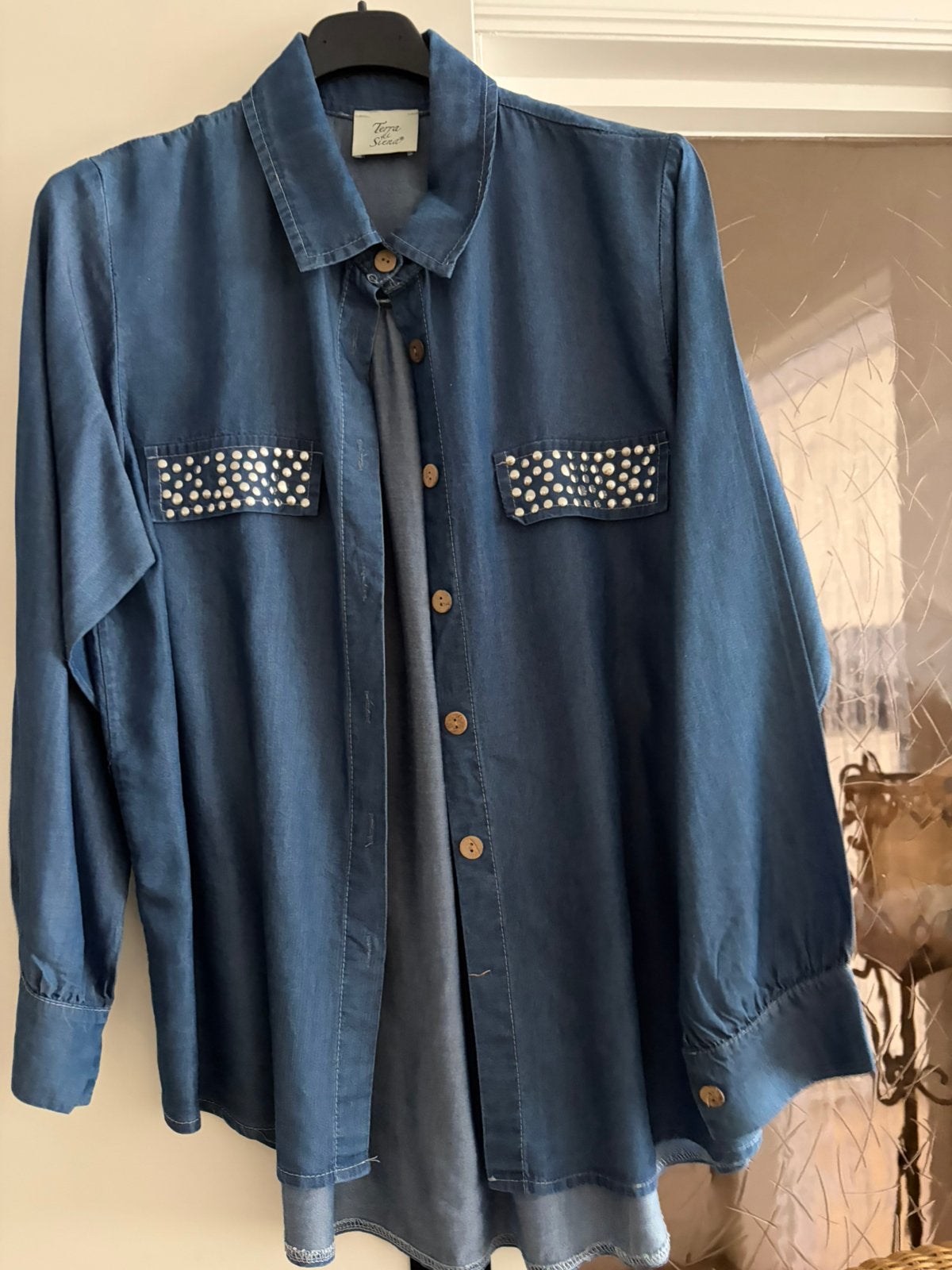Toffe jeans bloes nieuw, Kleding | Dames, Blouses en Tunieken, Ophalen of Verzenden, Zo goed als nieuw, Maat 42/44 (L)