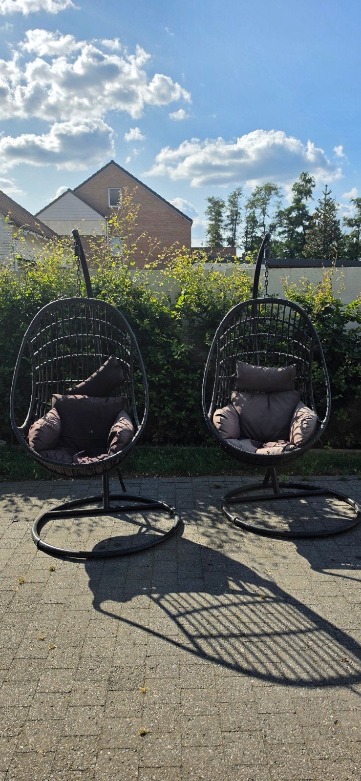 2 hangstoelen, Ophalen