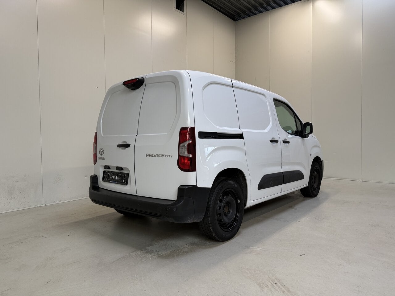 Toyota PROACE CITY 1.5D Autom. 3 pl - Airco - Bluetooth - T, Elektrische ramen, Euro 6, 0 kg, Wit