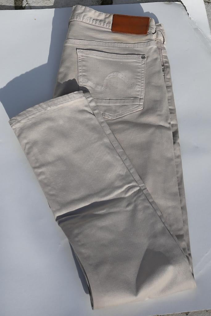 Beige broek/jeans voor heren Jules 30/34 - Nieuw, Kleding | Heren, Ophalen of Verzenden, Nieuw, Beige, JULES