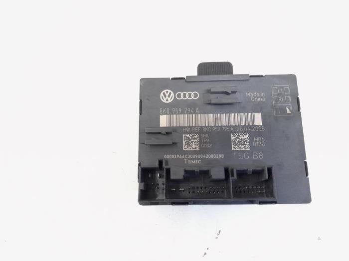 Centrale Deurvergrendelings Module van een Audi A4, Gebruikt, -, -, -