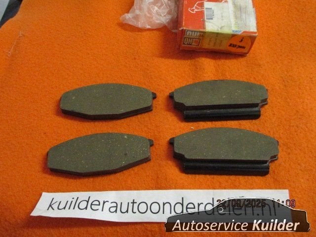 Remblokken voorzijde Nissan Cabstar F22 Nissan Patrol III/I, Neuf, -, Origine de la pièce connue, -