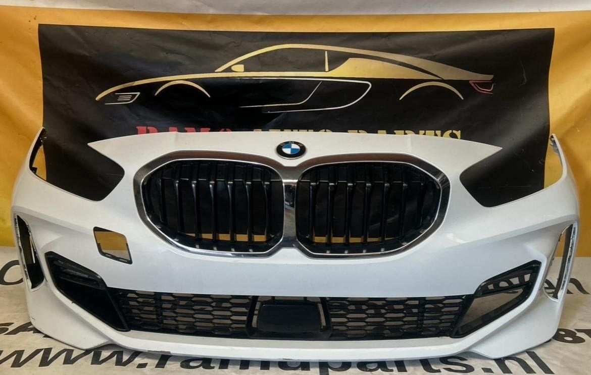 VOORBUMPER BMW 1 SERIE F40 M PAKKET 51118070928, Auto-onderdelen, Gebruikt, -, Voor, -