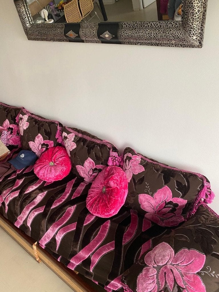 Salon marocain, Enlèvement, Utilisé
