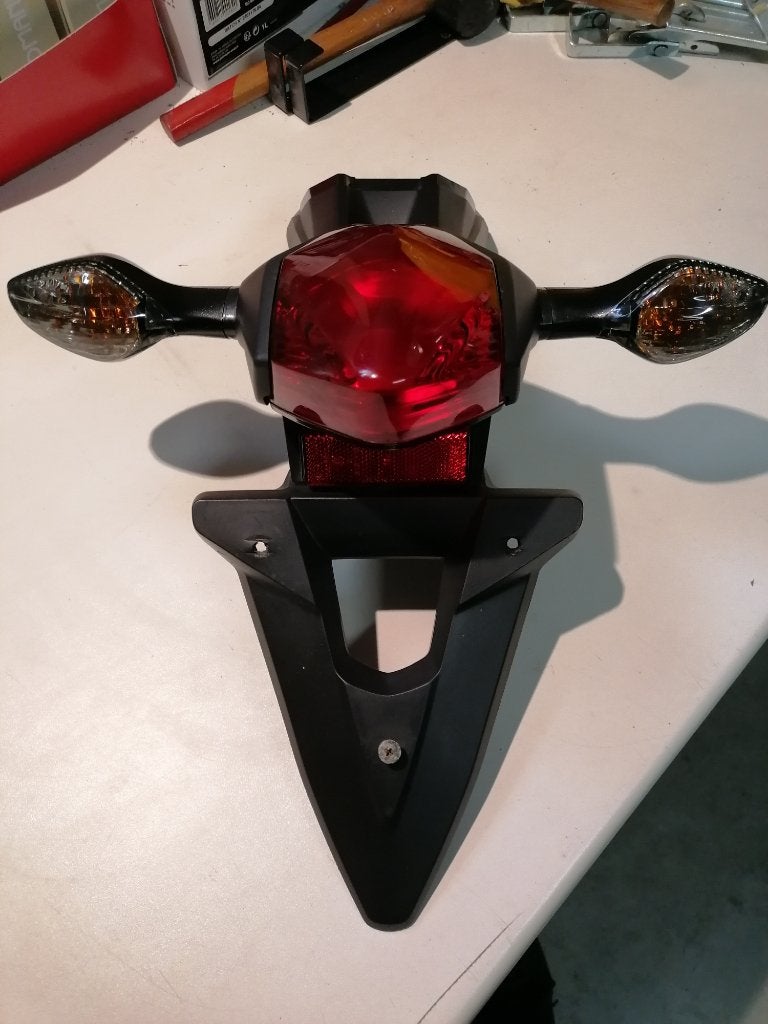 HONDA NC 700S 2012 Support de plaque origine COMPLET impec, Motos, Accessoires | Autre, Enlèvement, Comme neuf