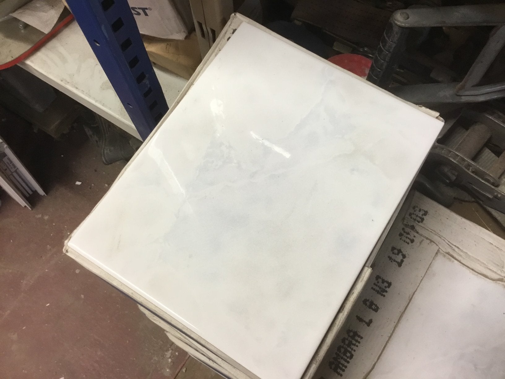 Faience, Ophalen, Zo goed als nieuw