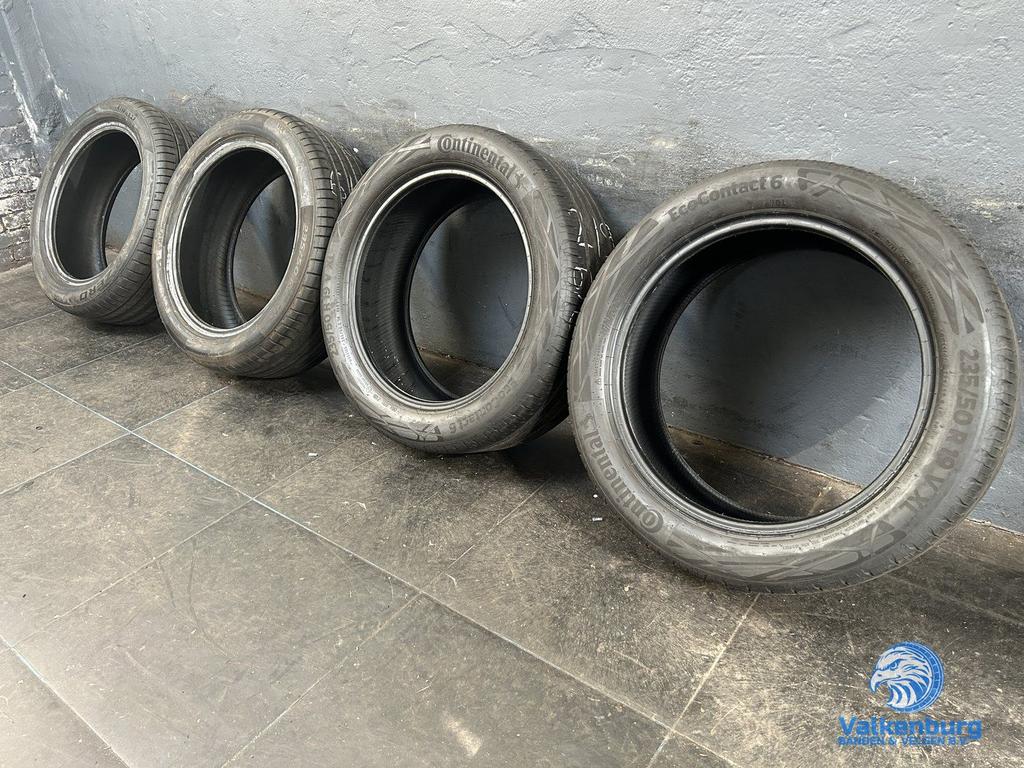 7mm! Zomerbanden 235/50R19 Pirelli Continental, Auto-onderdelen, Banden en Velgen, 19 inch, Gebruikt, -, -