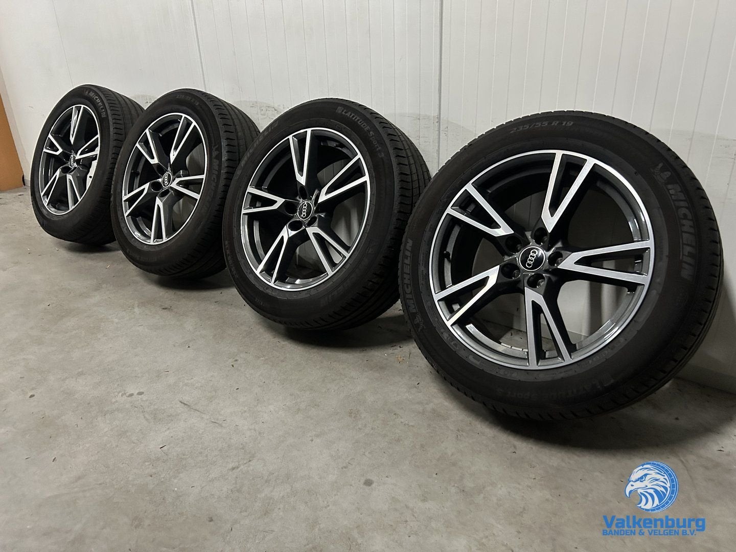 6mm! Originele Audi Q5 SQ5 80A 19 inch antraciete velgen 5x1, Pneus et Jantes, Véhicule de tourisme, Pneus été, -