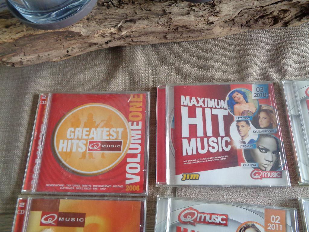 17 cd,s van Q music, CD & DVD, CD | Compilations, Enlèvement ou Envoi, Comme neuf, Autres genres
