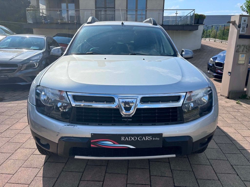 Dacia duster Diesel van 2013, Euro 5, https://public.car-pass.be/vhr/3fe13638-4ab1-4c78-824c-6fc86abdac33, Zwart, Leder