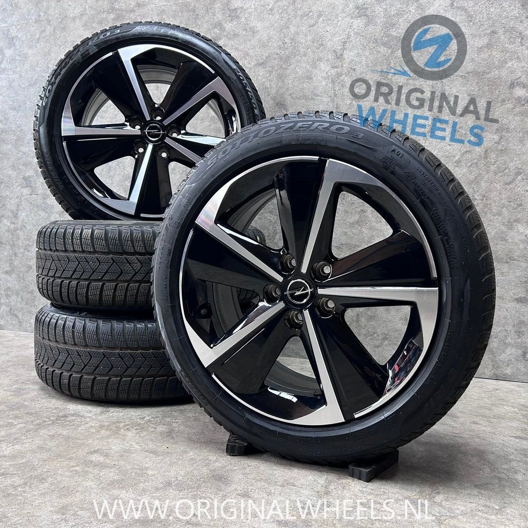 DIV. 17 inch originele velgen + winterbanden Opel Astra L, Auto-onderdelen, -, -, Banden en Velgen, Nieuw