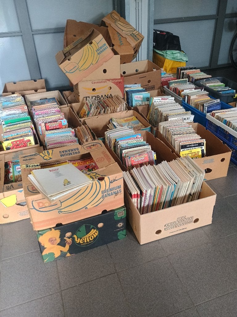 heel veel strips te koop, Boeken, Stripverhalen, Meerdere stripboeken, Ophalen, Zo goed als nieuw