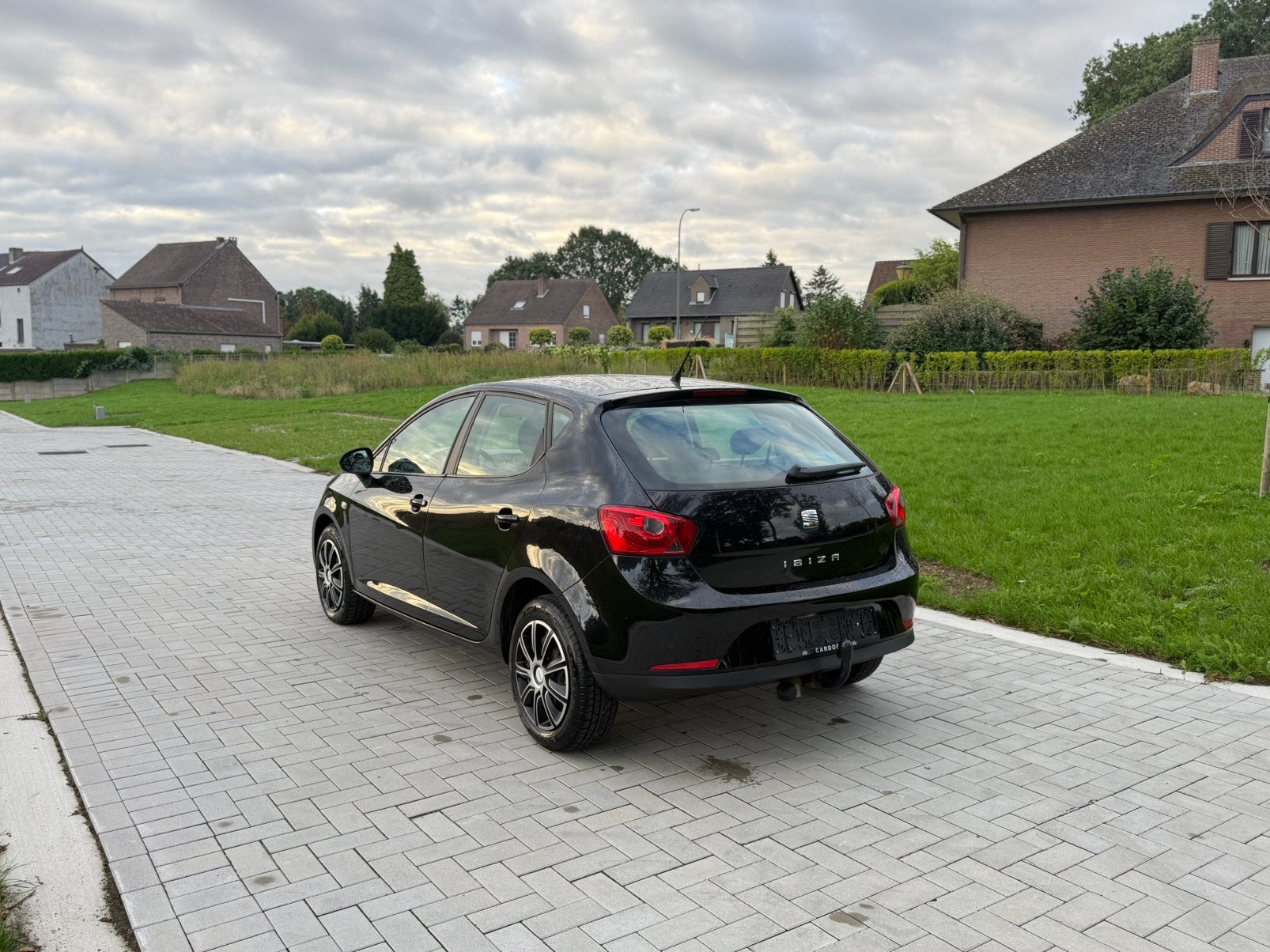 Seat Ibiza 1.2 benzine blanco gekeurd, Autos, Achat, 5 portes, Electronic Stability Program (ESP), 5 places