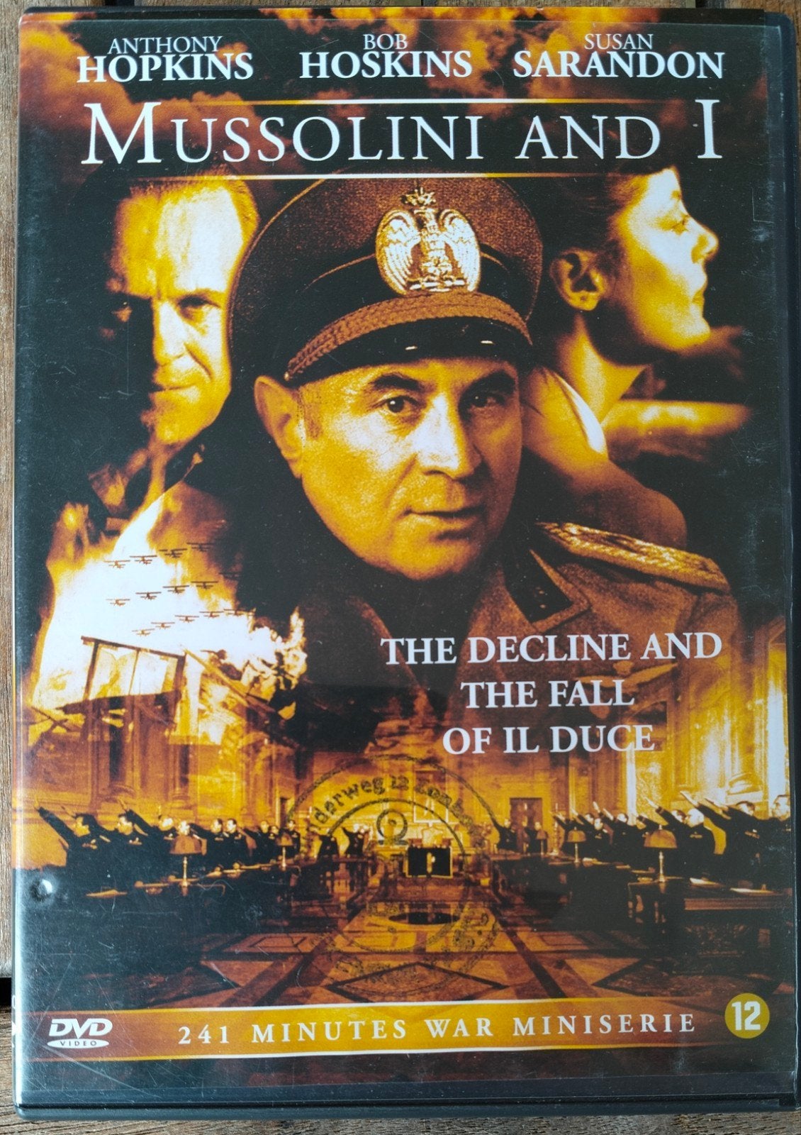 Mussolini And I, Enlèvement ou Envoi