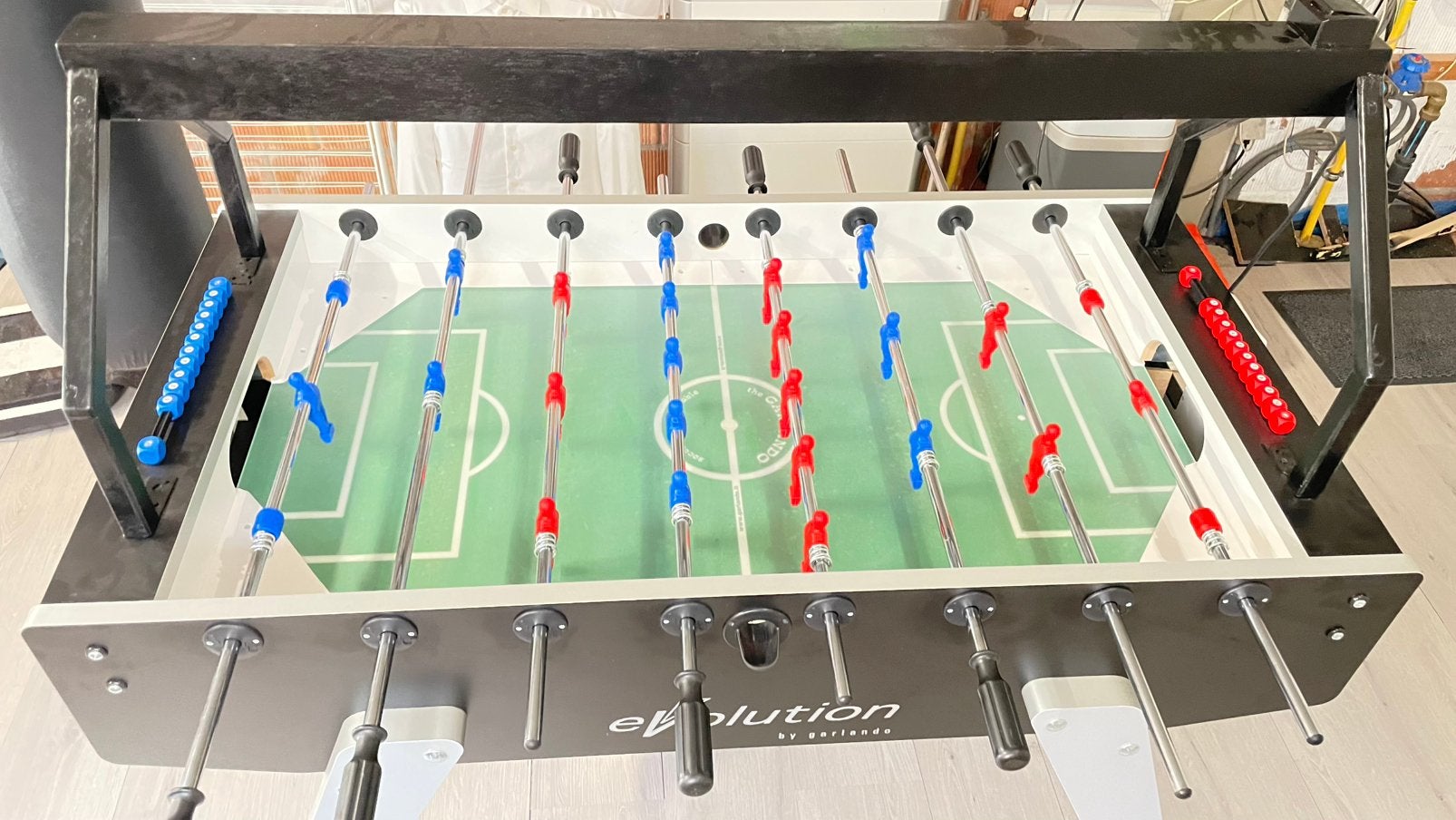 Kickertafel met gezandstraalde glazen plaat, Ophalen, Zo goed als nieuw