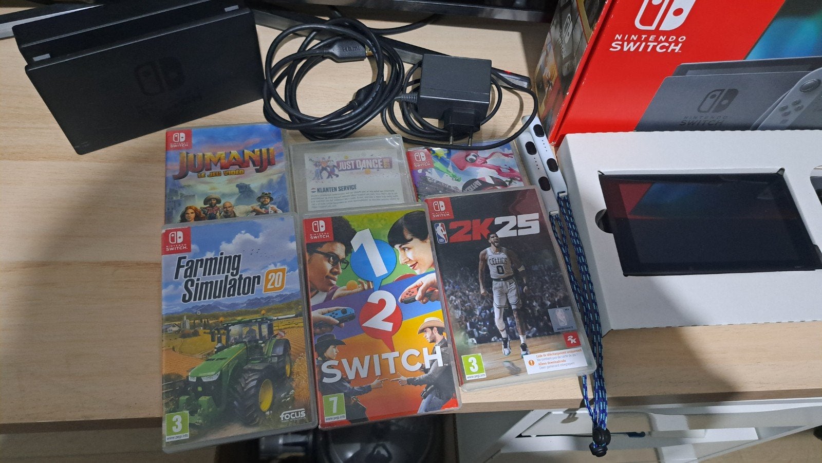 Nintendo switch compleet in doos met games als nieuw, Games en Spelcomputers, Ophalen of Verzenden, Zo goed als nieuw, Met games