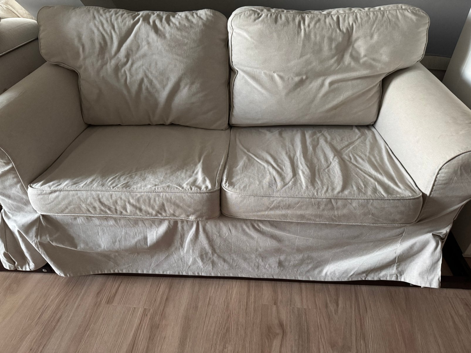 Gratis af te halen.2-zit ektorp ikea, Huis en Inrichting, Zetels | Zetels, Ophalen, Gebruikt