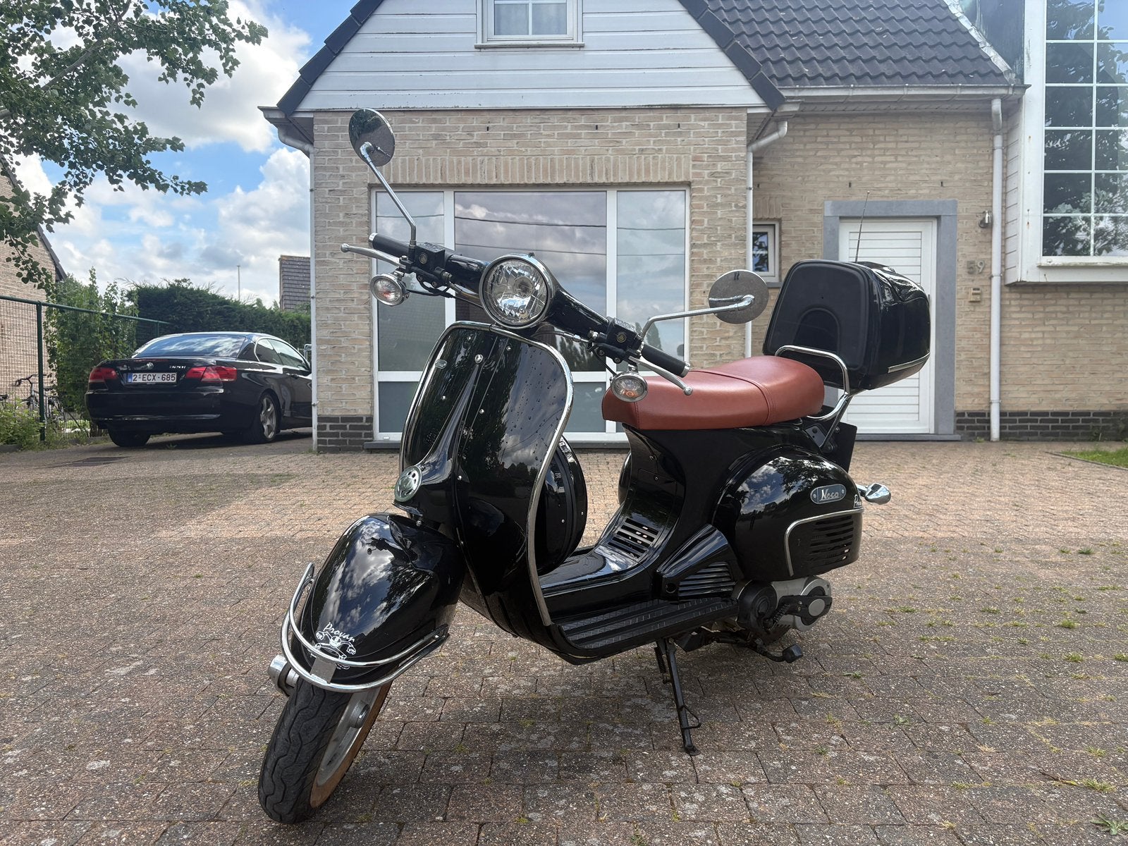 Vespa Look scooter |125cc| 3900km! Topstaat!