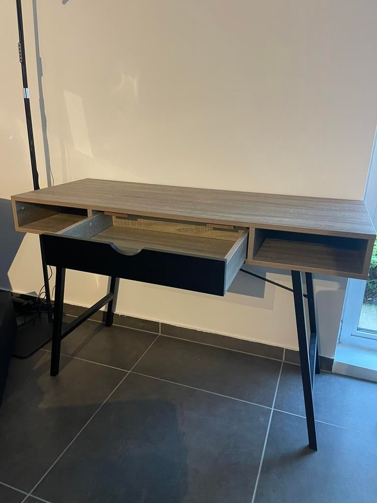 Bureau te koop, Ophalen, Zo goed als nieuw