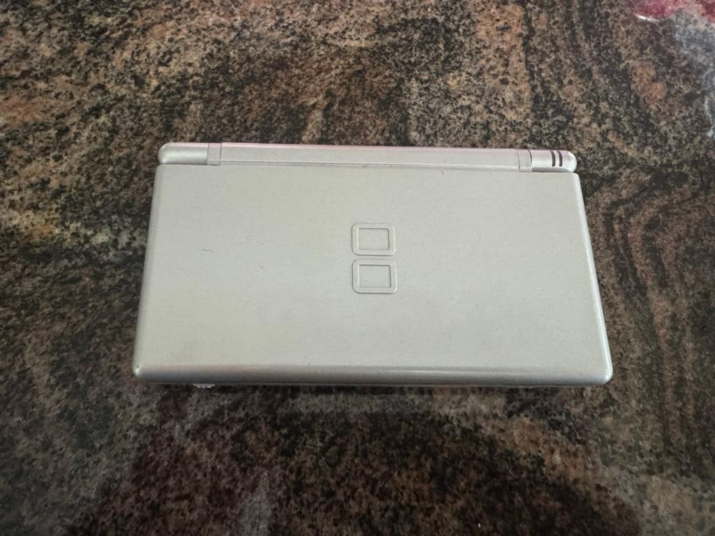 Nintendo ds lite, Games en Spelcomputers, Ophalen of Verzenden, Zo goed als nieuw, DS Lite