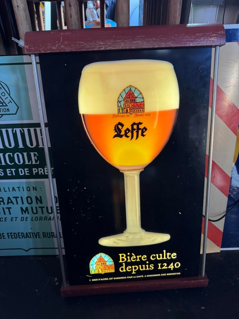 Leffe Bier oude reclame lichtbak, Ophalen, Gebruikt, Reclamebord, Plaat of Schild, Leffe
