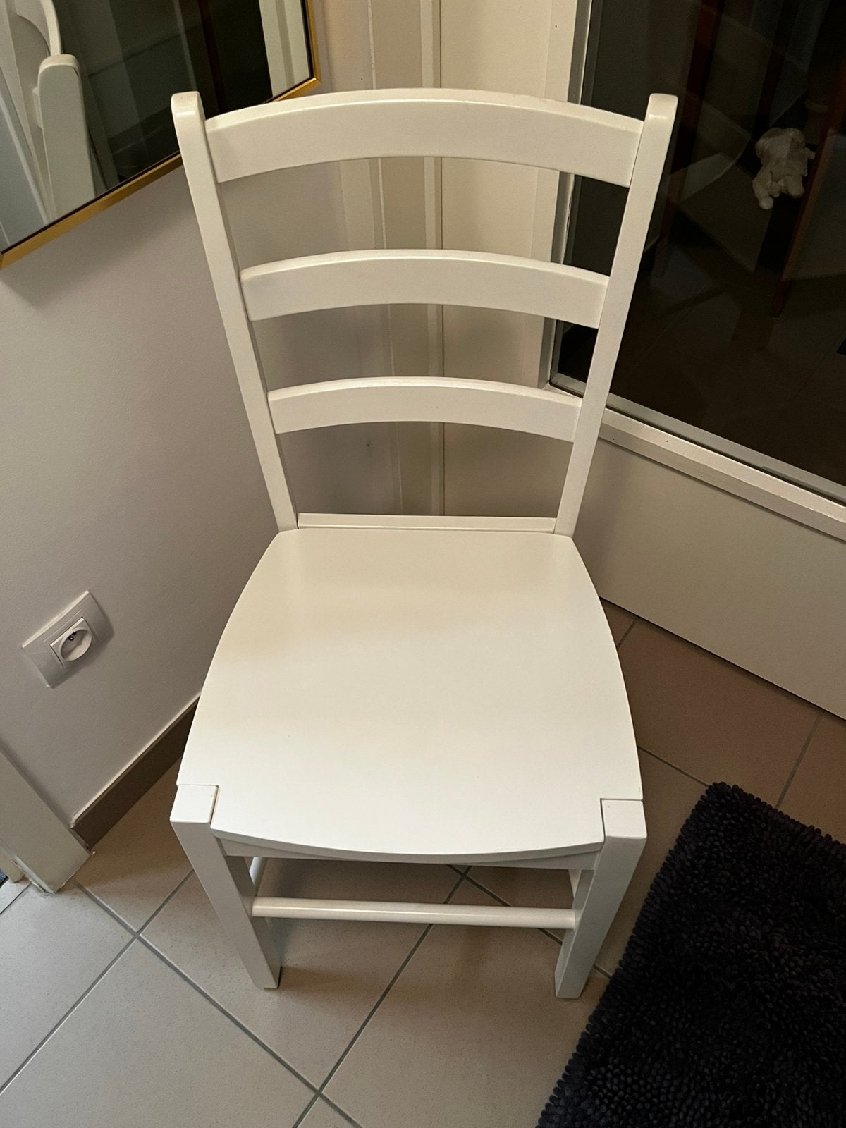 2 houten witte stoelen, Ophalen, Gebruikt, Twee, Wit