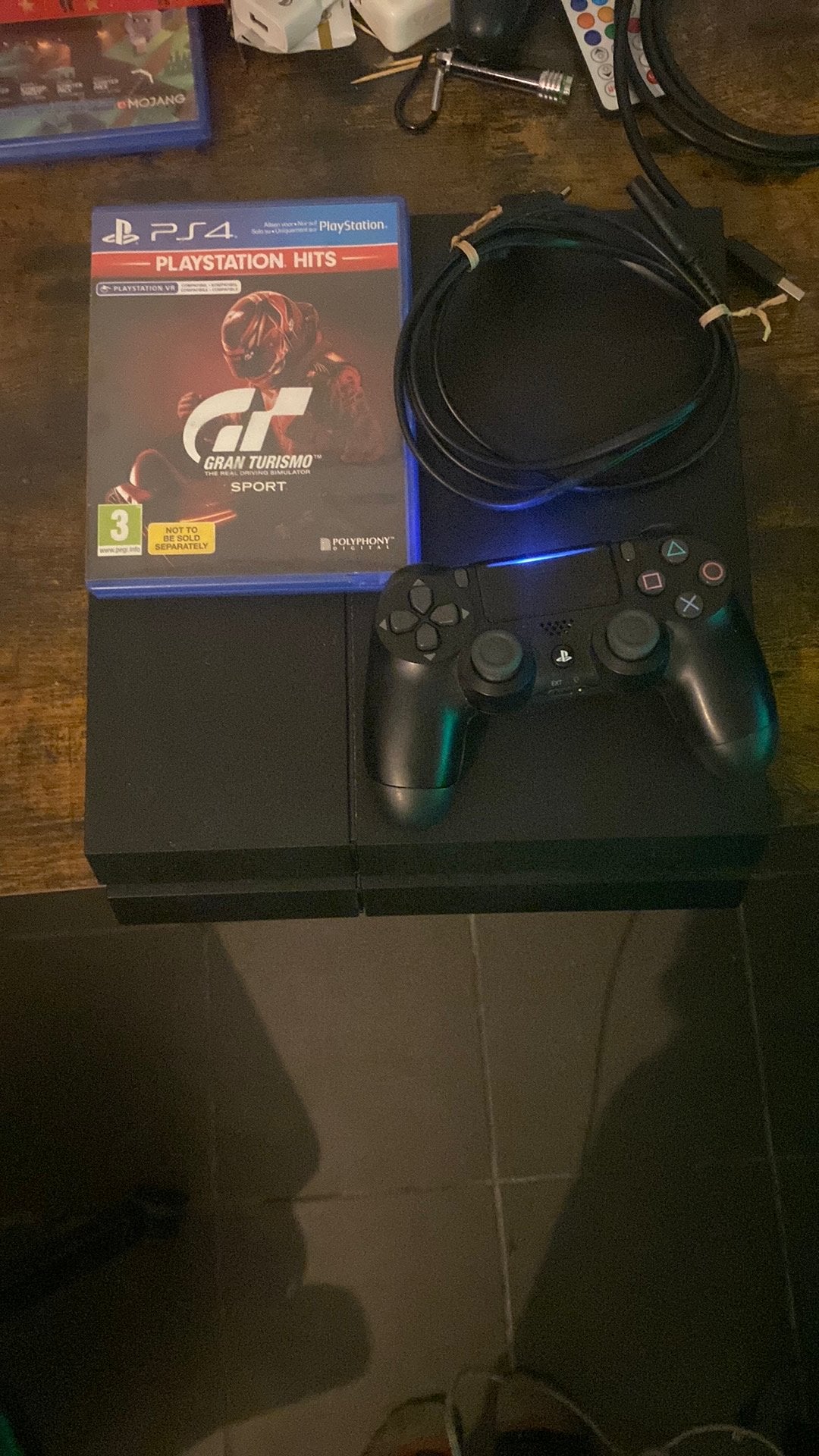 Ps4 met controller en gran turismo sport, Games en Spelcomputers, Spelcomputers | Sony PlayStation 4, Ophalen of Verzenden, 1 TB