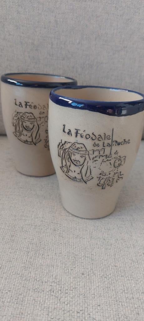 2 grès la féodale de la roche, Enlèvement ou Envoi