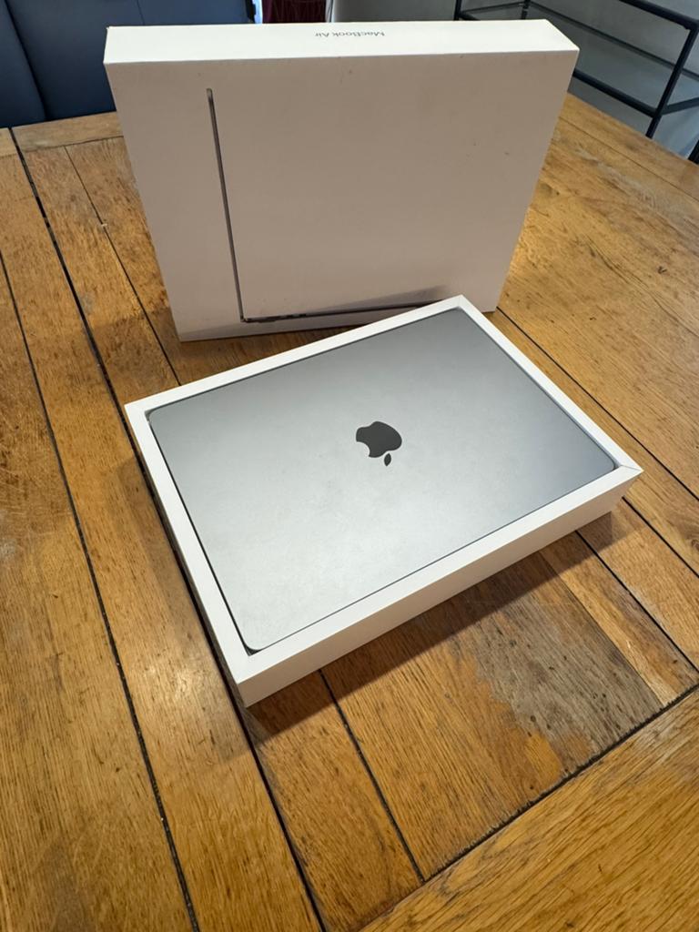 MacBook Air M3 (15-pouces, 256GB), Computers en Software, Windows Laptops, Zo goed als nieuw, 15 inch, Ophalen of Verzenden