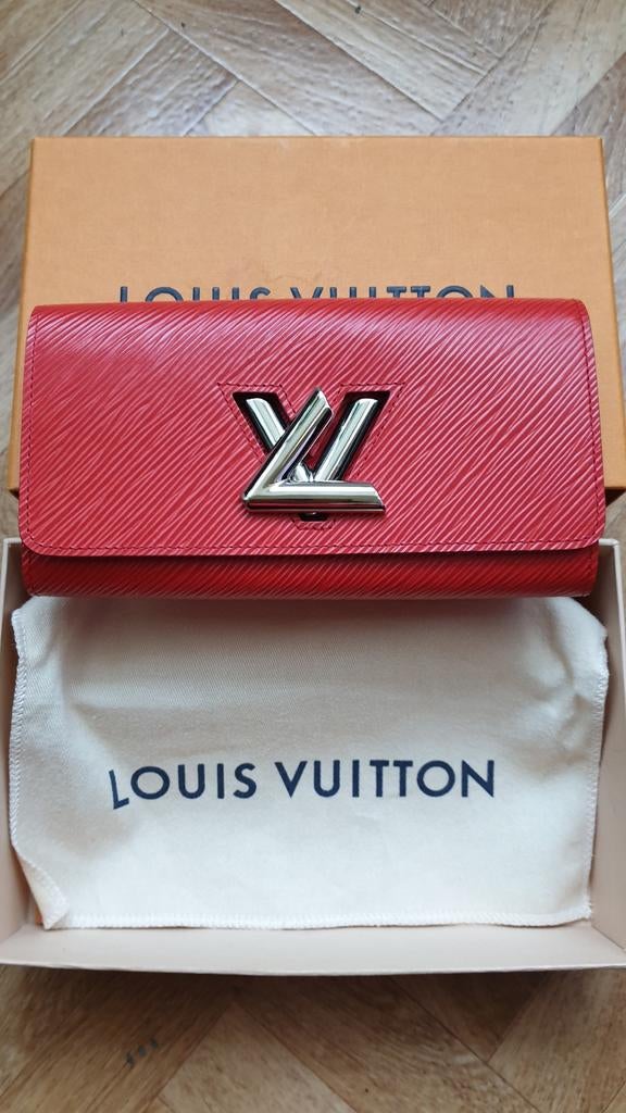 Louis Vuitton Twist Wallet Epi Leer – Nieuwstaat met bon, Bijoux, Sacs & Beauté, Porte-monnaie & Portefeuilles, Rouge, Enlèvement