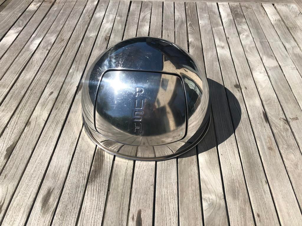 Bol-deksel, Huis en Inrichting, Emmers, Ophalen, Zo goed als nieuw