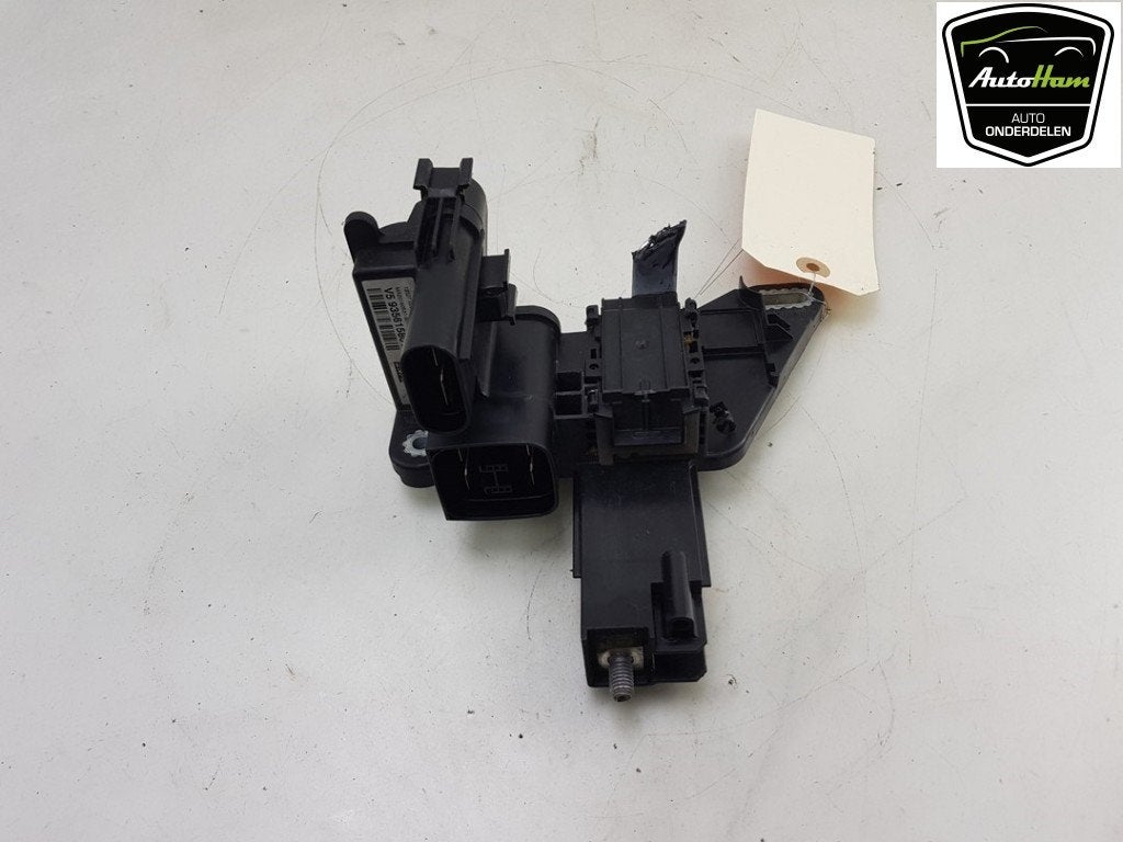 BOITIER FUSIBLES BMW 3 serie Touring (F31) (01-2012/06-2019), Autos : Pièces & Accessoires, Électronique & Câbles, Utilisé, BMW