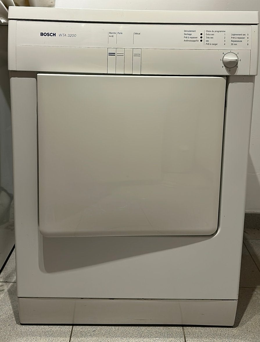 Sèche-linge à évacuation de la marque Bosch, Electroménager, 4 à 6 kg, Chargeur frontal, Enlèvement, Utilisé