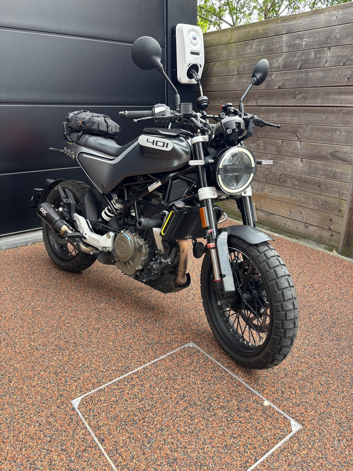 Husqvarna Svartpilen 401 (2021) – Topstaat, goed uitgerust!, Occasion, Particulier, Minimaal motorrijbewijs A2, Handgeschakeld