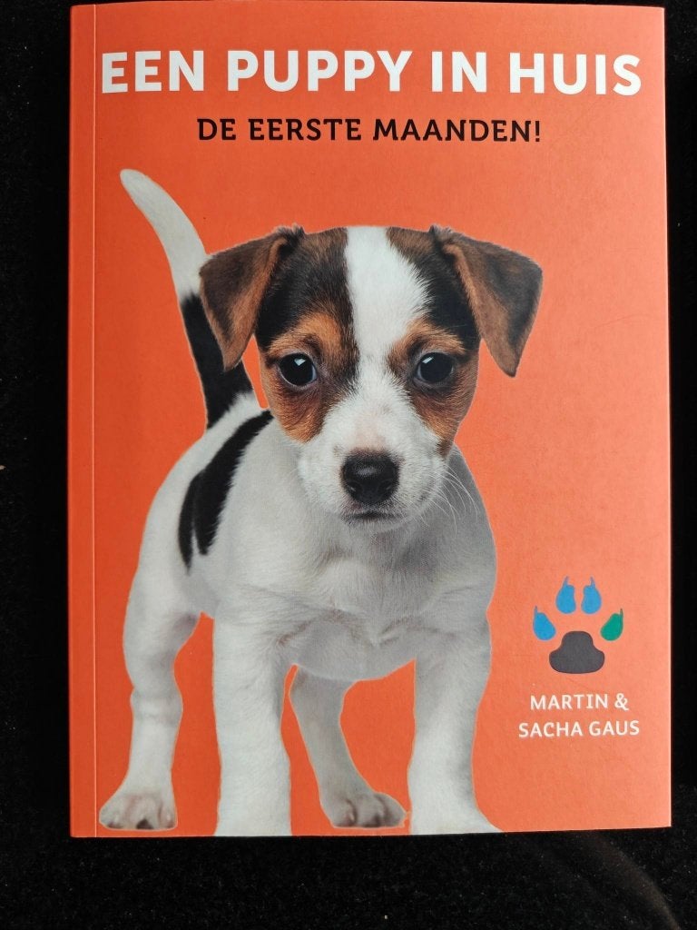 Boek: Een puppy in huis, Ophalen, Honden, Zo goed als nieuw, Martin Gaus