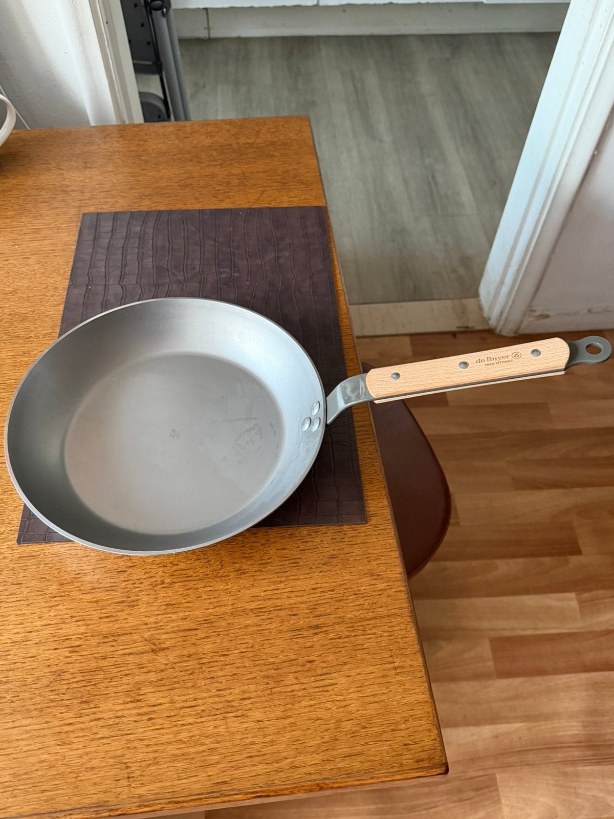 Steel frying pan MINERAL B BOIS Ø28cm, Maison & Meubles, Enlèvement, Neuf, Poêle à frire, De Buyer