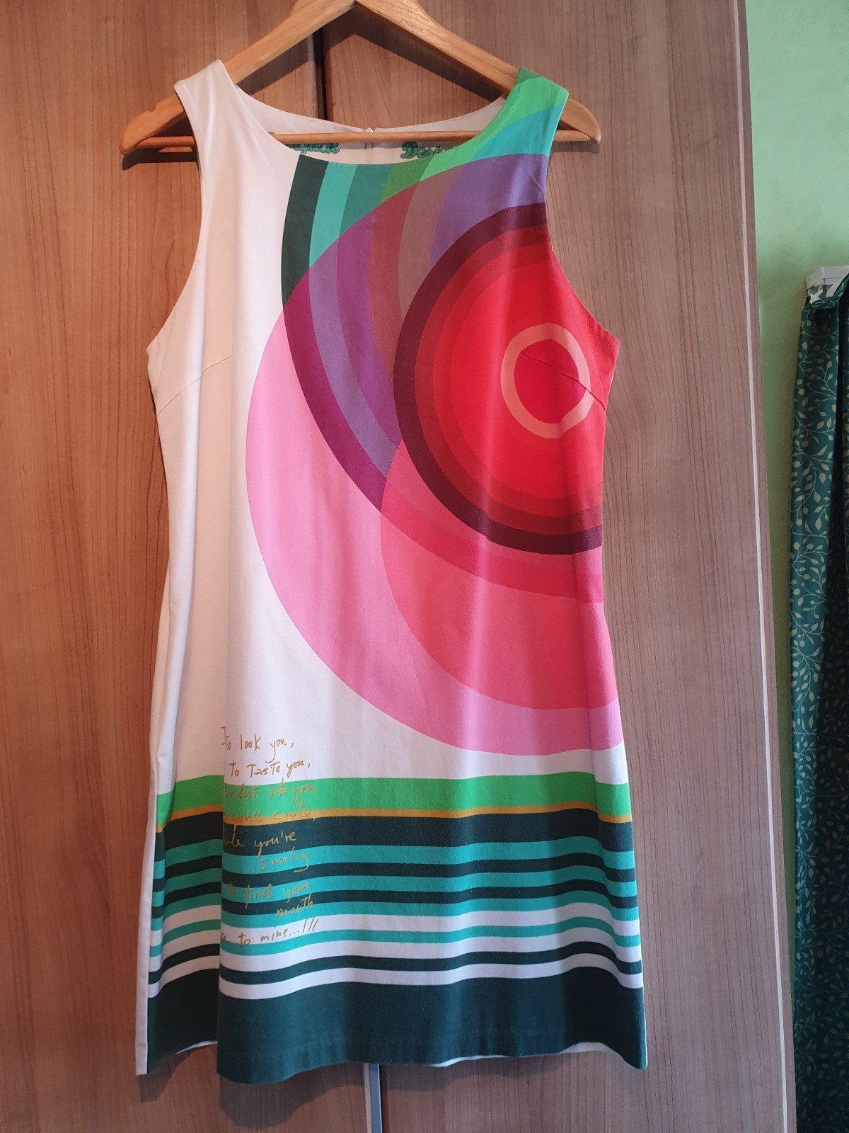 Desigual kleedje, Ophalen