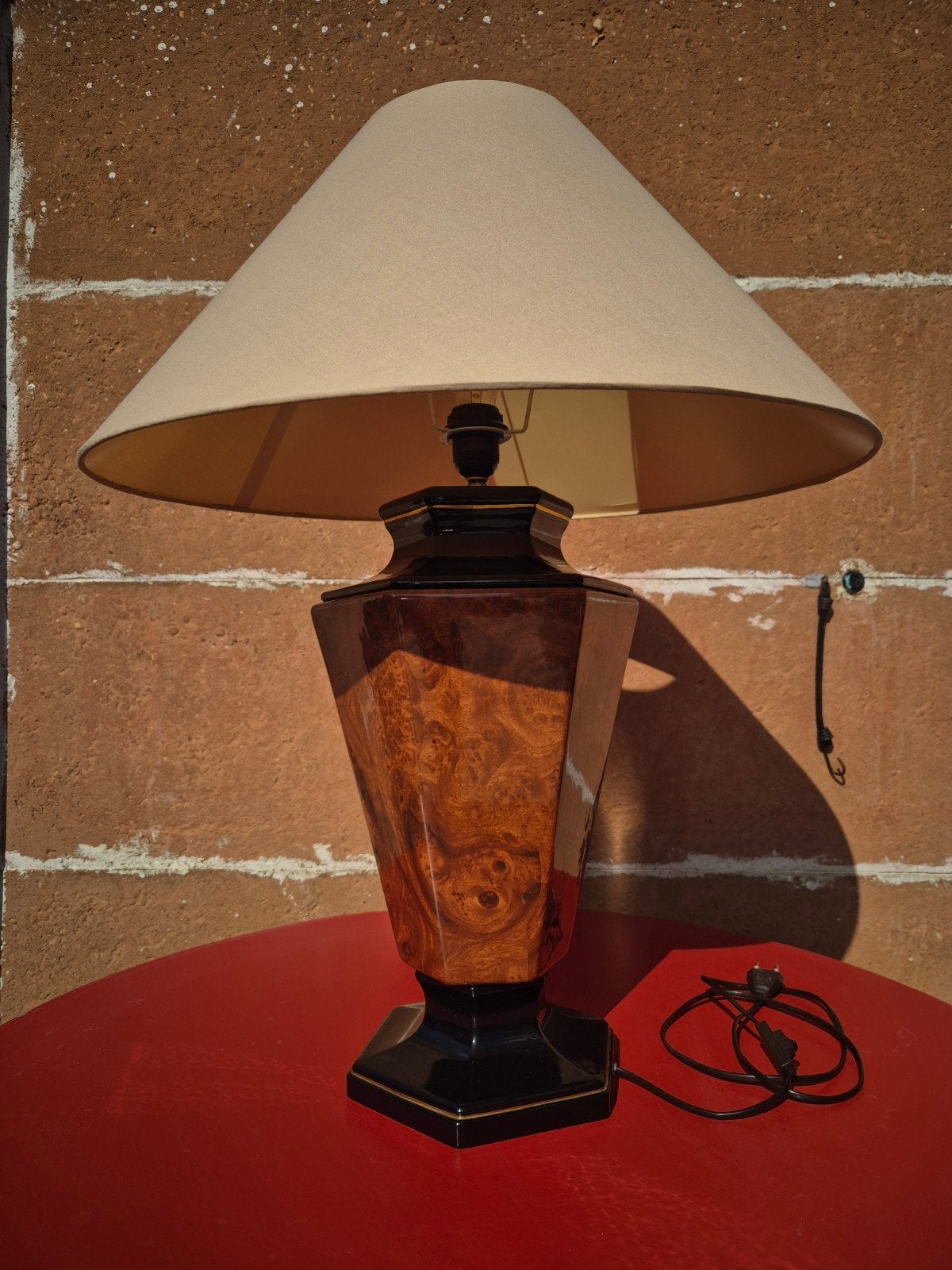 Mooie lamp met beige lampenkap, Ophalen