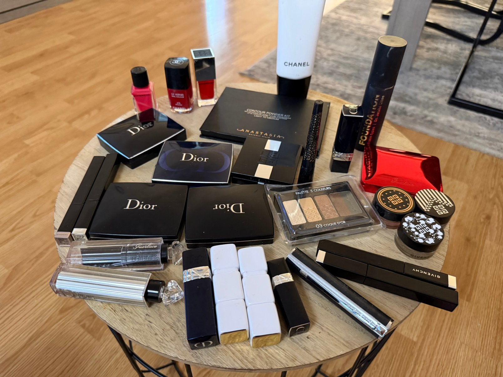 Luxury Makeup Collection for Sale, Bijoux, Sacs & Beauté, Beauté | Cosmétiques & Maquillage, Comme neuf, Enlèvement ou Envoi