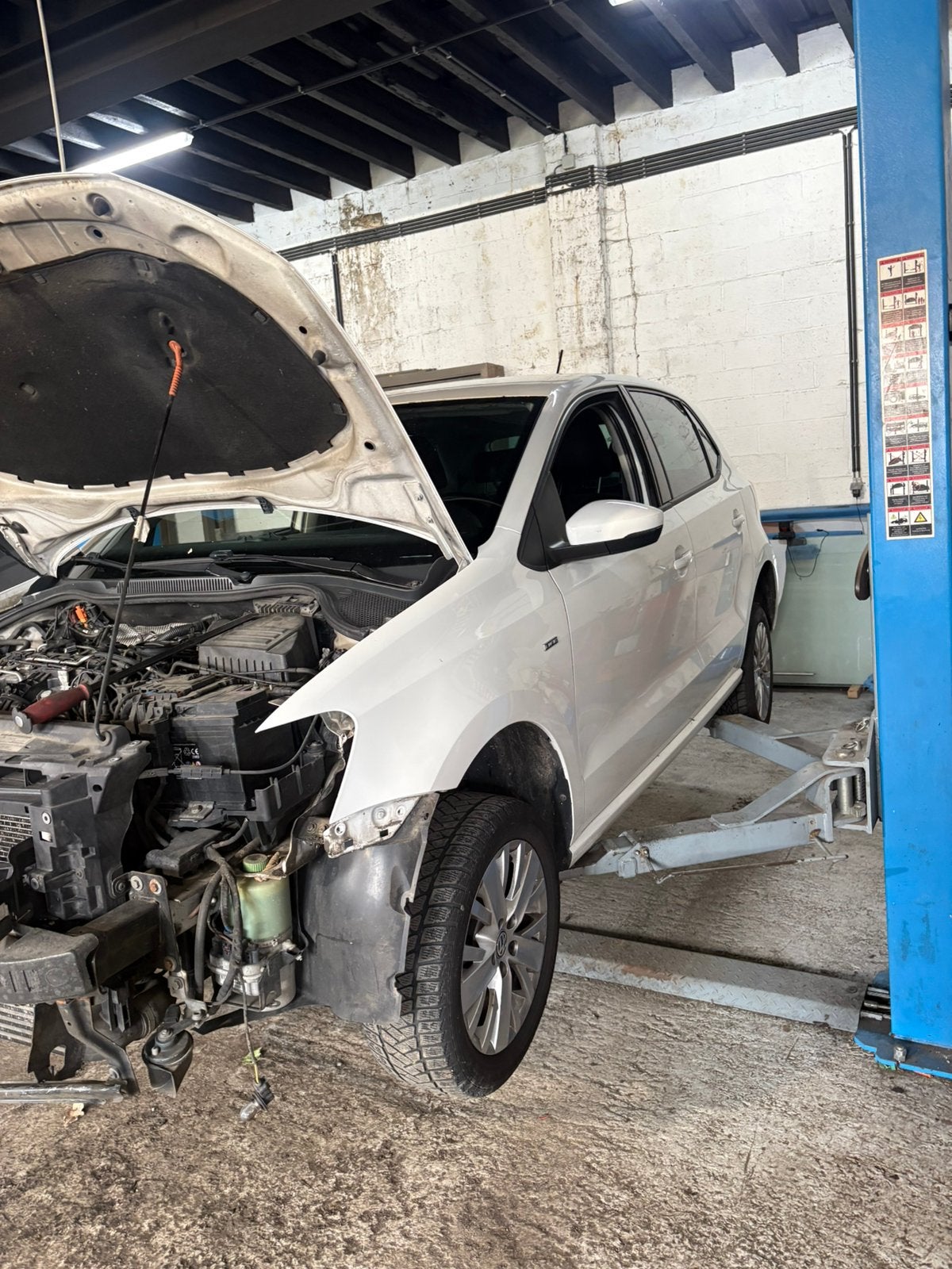 PIECE VW POLO 6r 1.6 tdi, Auto diversen, Ongevalwagen, Ophalen of Verzenden