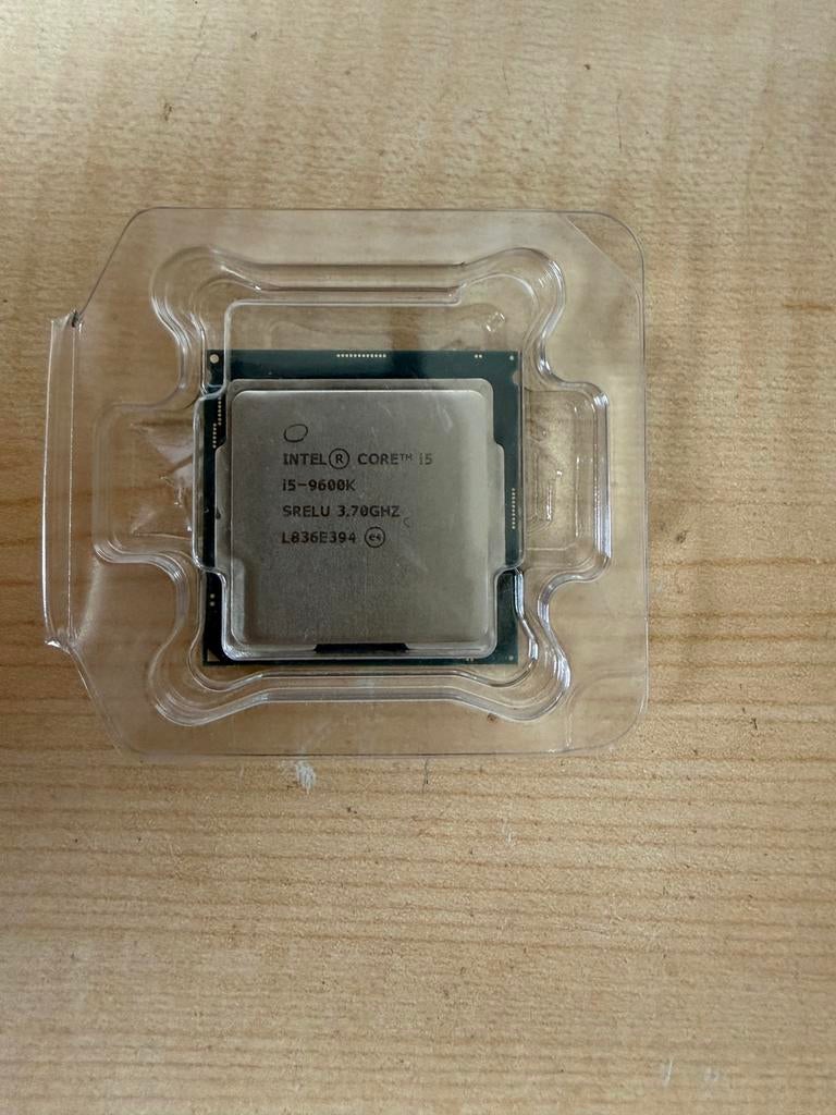 Intel i5-9600K 3.80gHz Processor te koop, Computers en Software, Processors, Ophalen of Verzenden, Zo goed als nieuw, 6-core, 3 tot 4 Ghz