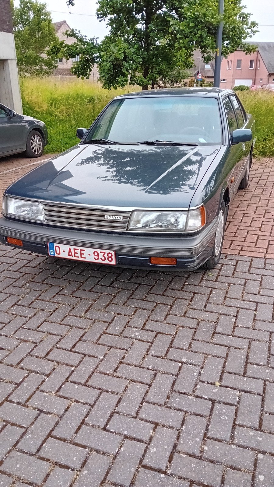 Oldtimer mazda 929,, Autos, Achat, Particulier, Essence