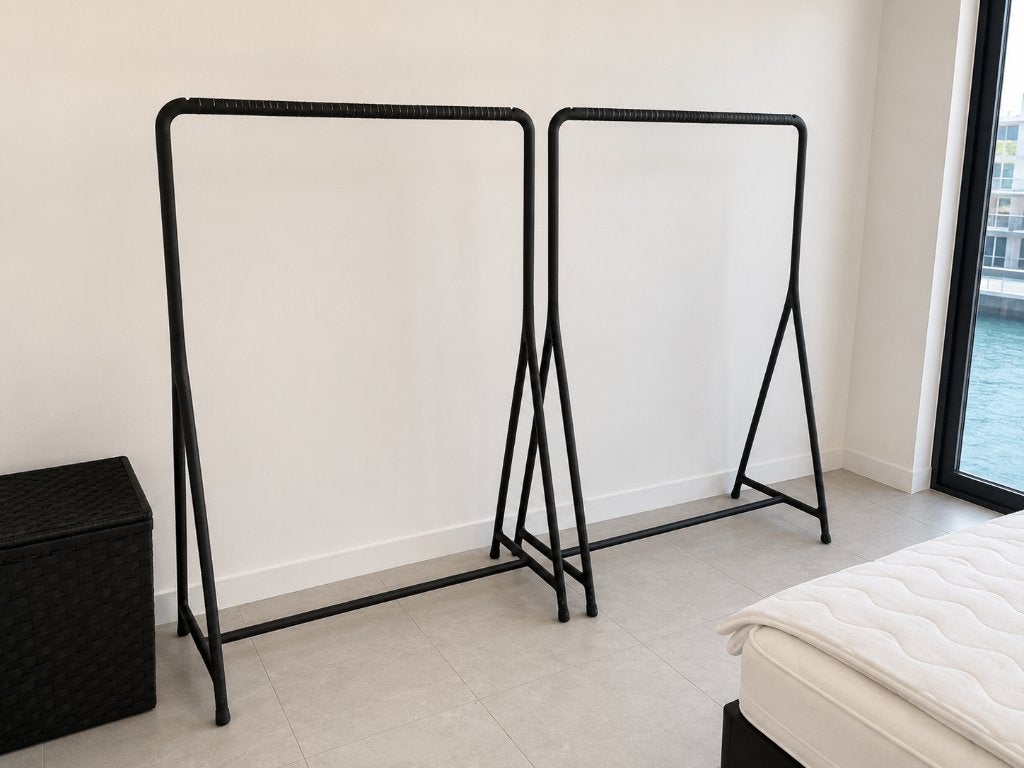 Porte-vêtements IKEA TURBO (2 pièces) • Noir, Enlèvement, Avec roues, Comme neuf