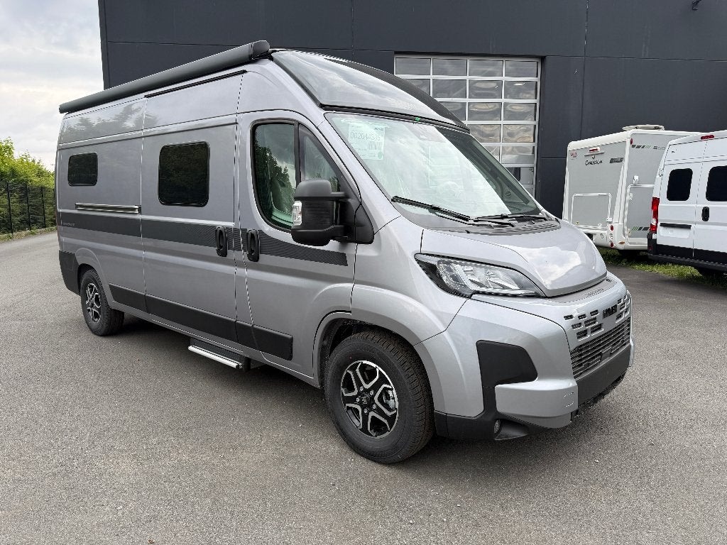Hymer Yosemite minder dan 6m met lengtebedden, Caravanes & Camping, Camping-cars, Marchepied électrique, Antidémarrage, Fiat, 5 à 6 mètres