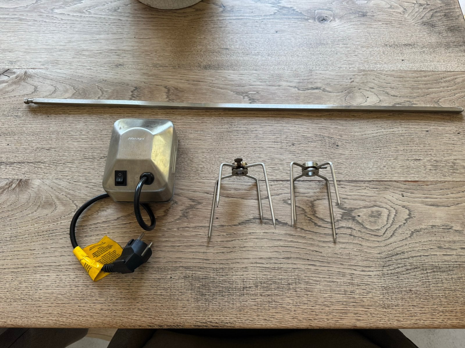 Barbecue draaispit motor voor Boretti, Enlèvement, Comme neuf