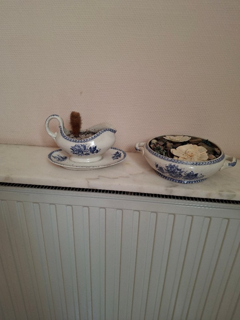 2 antieke komen uit de 19de eeuw, Ophalen