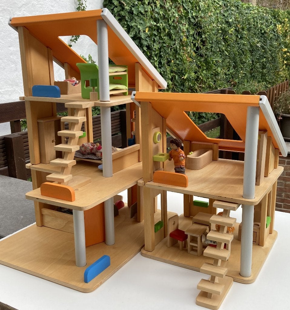 Maison de poupées en bois Plan Toys + meubles et personnages, Ophalen, Zo goed als nieuw, Overige typen